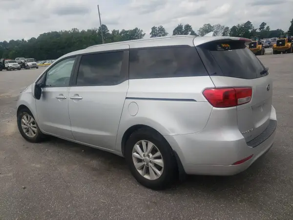KNDMB5C19G6195424 2016 KIA SEDONA - Image 2