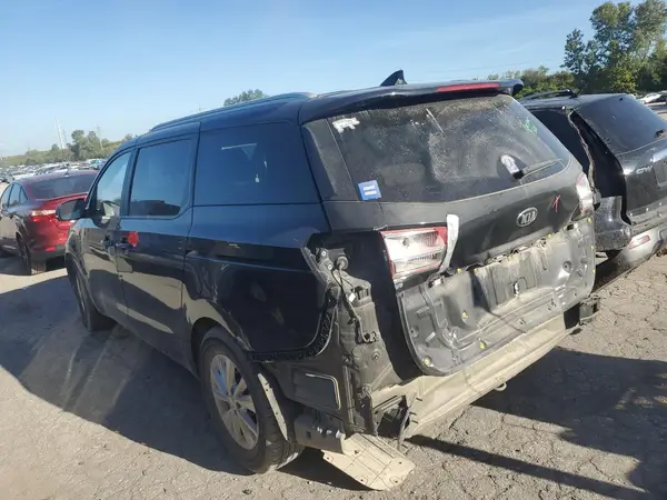 KNDMB5C19G6196122 2016 KIA SEDONA - Image 2
