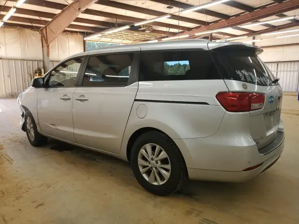 KNDMB5C19G6198601 2016 KIA SEDONA - Image 2
