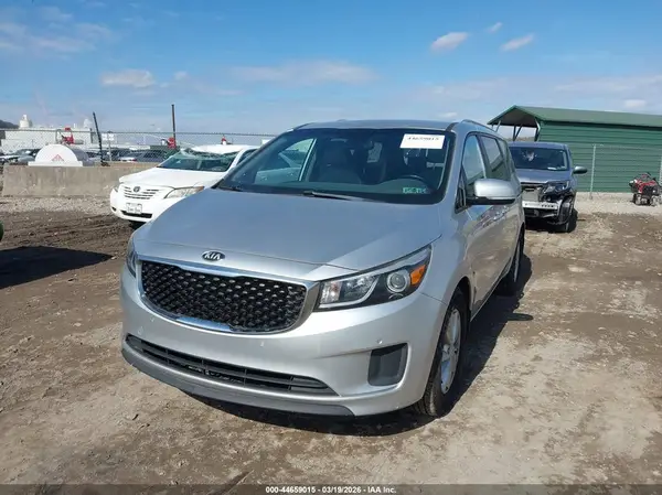 KNDMB5C19G6209791 2016 KIA SEDONA - Image 2