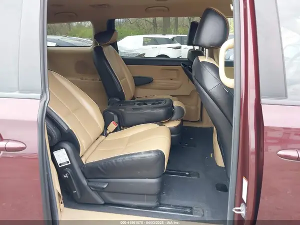 KNDMB5C19G6214375 2016 KIA SEDONA - Image 8