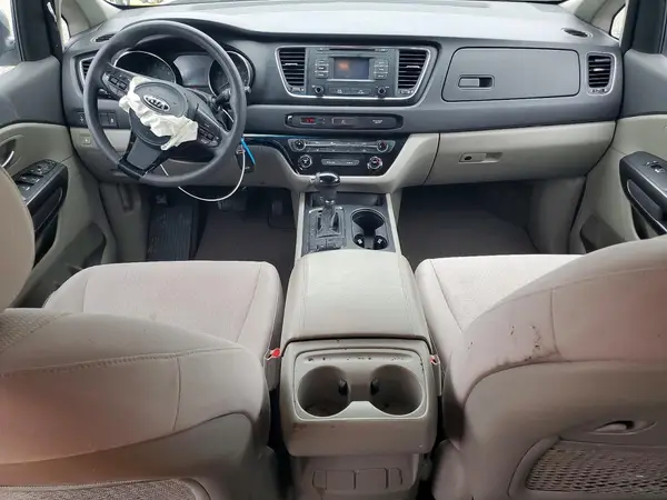 KNDMB5C19H6219111 2017 KIA SEDONA - Image 8