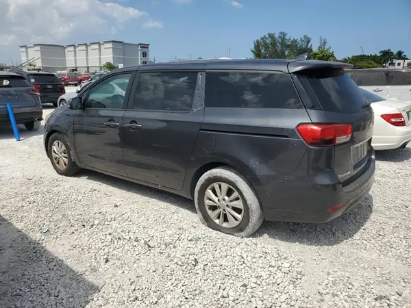 KNDMB5C19H6229525 2017 KIA SEDONA - Image 2