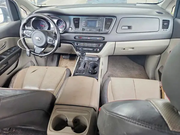 KNDMB5C19H6234367 2017 KIA SEDONA - Image 8
