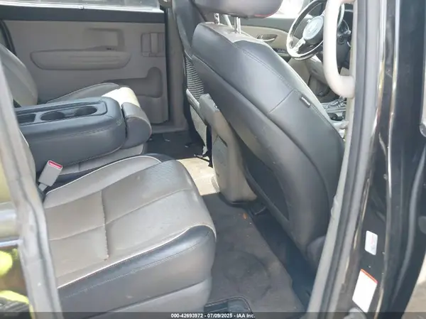 KNDMB5C19H6237849 2017 KIA SEDONA - Image 8
