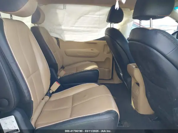 KNDMB5C19H6284704 2017 KIA SEDONA - Image 8