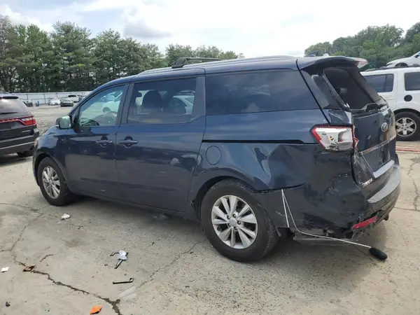 KNDMB5C19H6285495 2017 KIA SEDONA - Image 2
