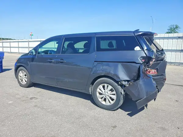KNDMB5C19H6306362 2017 KIA SEDONA - Image 2
