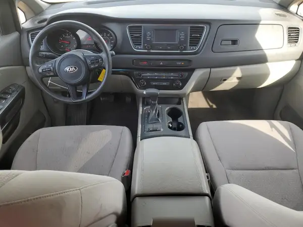 KNDMB5C19H6323078 2017 KIA SEDONA - Image 8