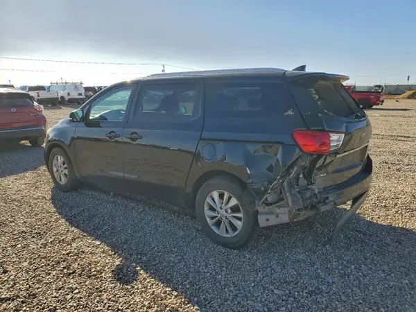 KNDMB5C19H6326689 2017 KIA SEDONA - Image 2
