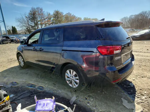 KNDMB5C19H6326952 2017 KIA SEDONA - Image 2