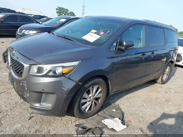 KNDMB5C19H6333089 2017 KIA SEDONA - Image 2
