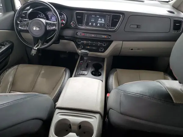 KNDMB5C19H6339832 2017 KIA SEDONA - Image 8