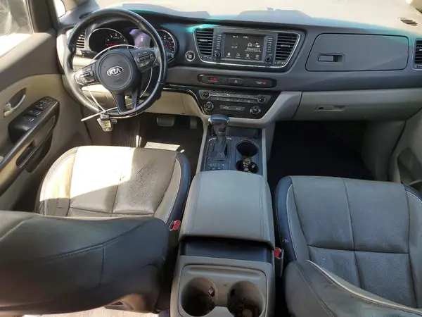 KNDMB5C19J6367653 2018 KIA SEDONA - Image 8