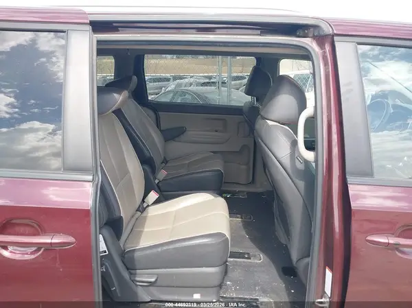 KNDMB5C19J6375123 2018 KIA SEDONA - Image 8