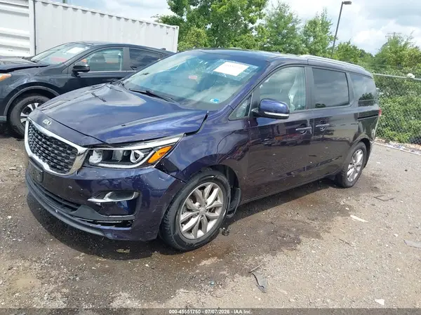KNDMB5C19K6540315 2019 KIA SEDONA - Image 2