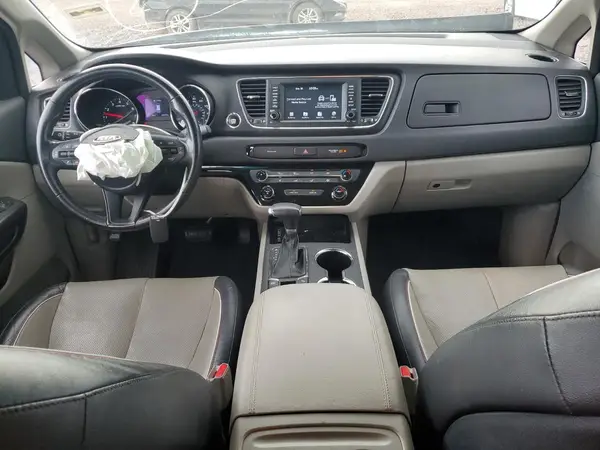 KNDMB5C19K6552786 2019 KIA SEDONA - Image 8