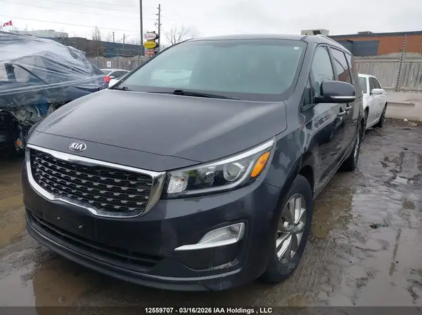 KNDMB5C19L6568178 2020 KIA SEDONA - Image 2