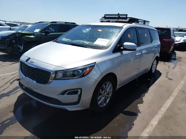 KNDMB5C19L6576054 2020 KIA SEDONA - Image 2
