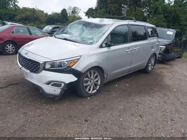 KNDMB5C19L6591623 2020 KIA SEDONA - Image 2