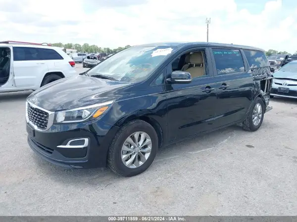 KNDMB5C19L6617993 2020 KIA SEDONA - Image 2
