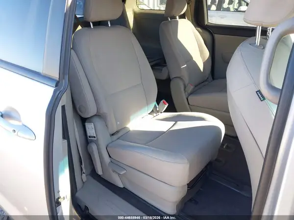 KNDMB5C19L6659287 2020 KIA SEDONA - Image 8