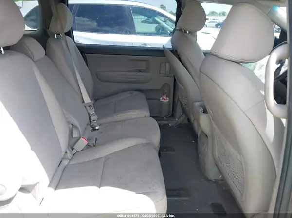 KNDMB5C19M6668315 2021 KIA SEDONA - Image 8