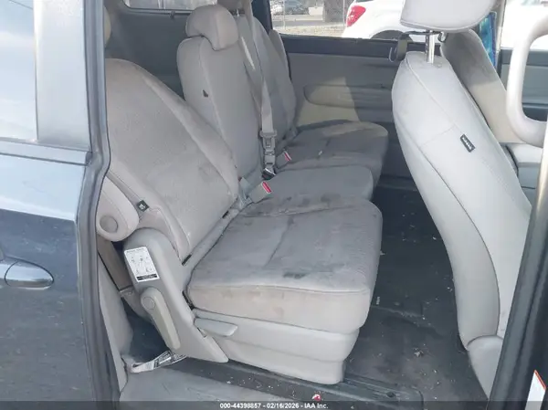 KNDMB5C1XG6088673 2016 KIA SEDONA - Image 8