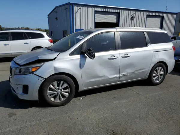 KNDMB5C1XG6089175 2016 KIA SEDONA - Image 1