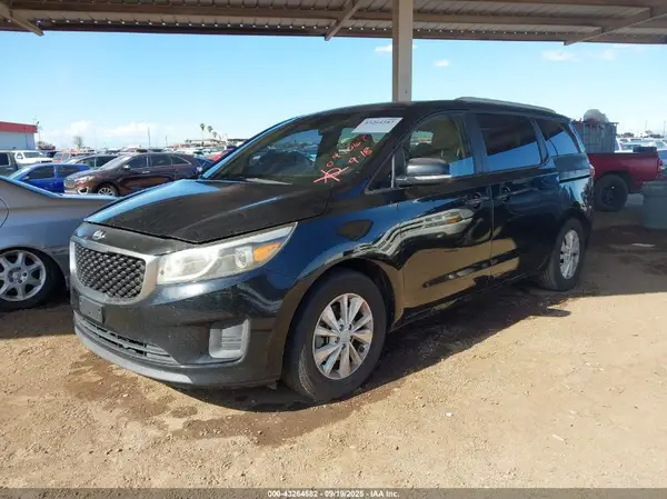 KNDMB5C1XG6091069 2016 KIA SEDONA - Image 2