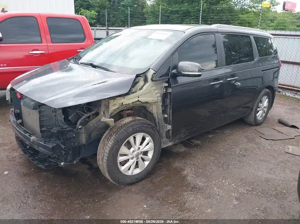 KNDMB5C1XG6099737 2016 KIA SEDONA - Image 2