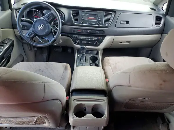 KNDMB5C1XG6104578 2016 KIA SEDONA - Image 8