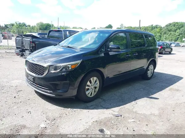 KNDMB5C1XG6110736 2016 KIA SEDONA - Image 2