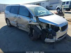 KNDMB5C1XG6115919 2016 KIA SEDONA