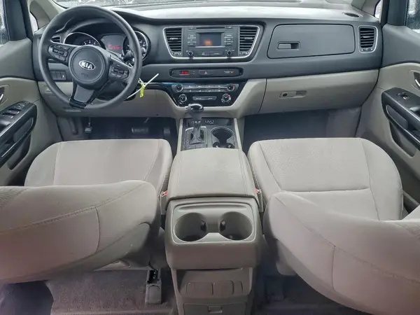 KNDMB5C1XG6116195 2016 KIA SEDONA - Image 8
