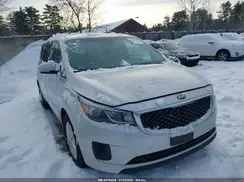 KNDMB5C1XG6118139 2016 KIA SEDONA