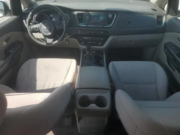 KNDMB5C1XG6120327 2016 KIA SEDONA - Image 8