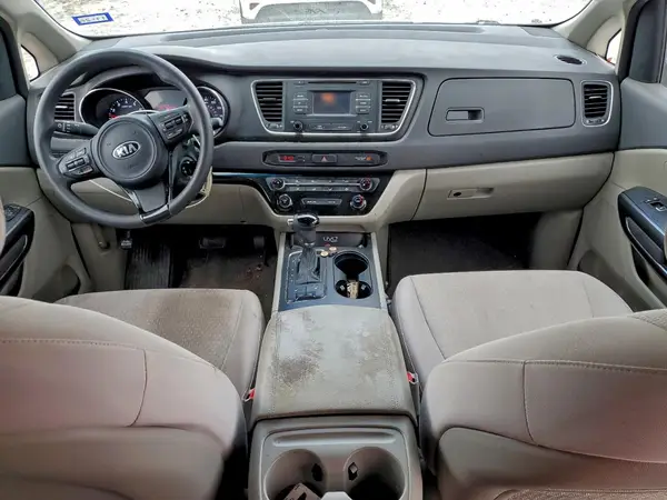 KNDMB5C1XG6134230 2016 KIA SEDONA - Image 8