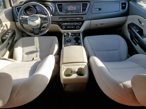 KNDMB5C1XG6157572 2016 KIA SEDONA - Image 8
