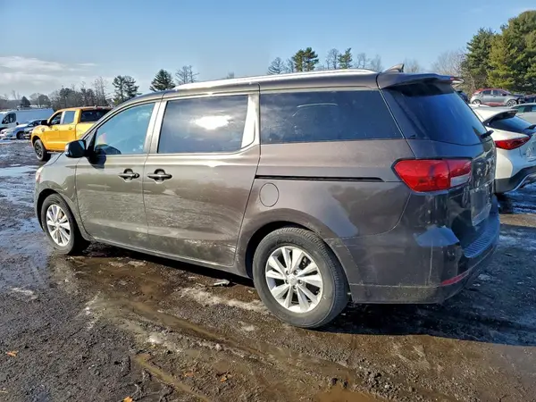 KNDMB5C1XG616160 2016 KIA SEDONA - Image 2