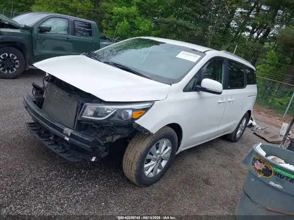 KNDMB5C1XG6164456 2016 KIA SEDONA - Image 2