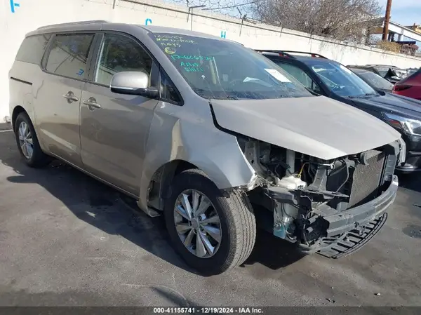 KNDMB5C1XG6164747 2016 KIA SEDONA - Image 1
