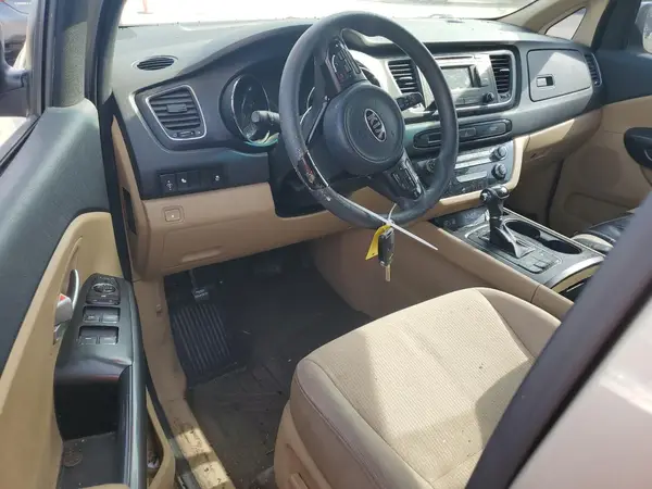 KNDMB5C1XG6165011 2016 KIA SEDONA - Image 8