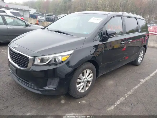 KNDMB5C1XG6171343 2016 KIA SEDONA - Image 2