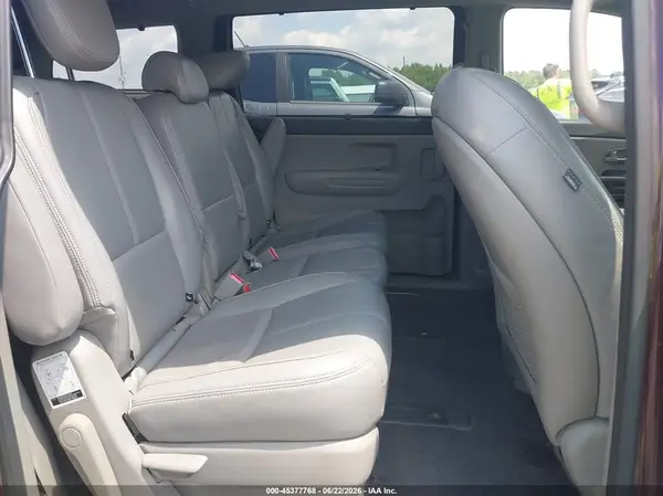 KNDMB5C1XG6171987 2016 KIA SEDONA - Image 8
