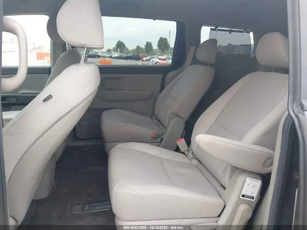 KNDMB5C1XG6191852 2016 KIA SEDONA - Image 8