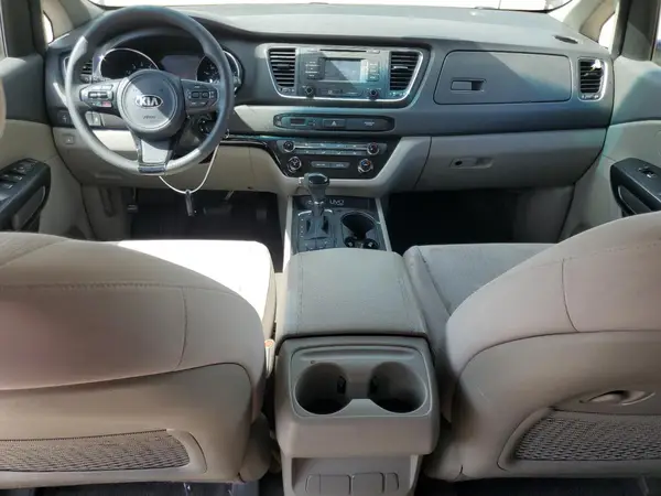KNDMB5C1XG6202042 2016 KIA SEDONA - Image 8