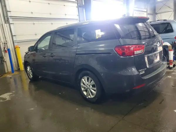 KNDMB5C1XG6207290 2016 KIA SEDONA - Image 2