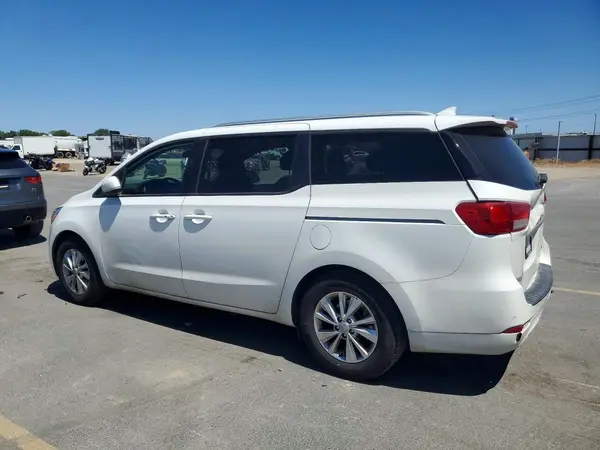 KNDMB5C1XG6208701 2016 KIA SEDONA - Image 2