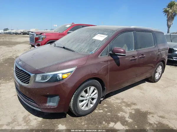 KNDMB5C1XG6210156 2016 KIA SEDONA - Image 2